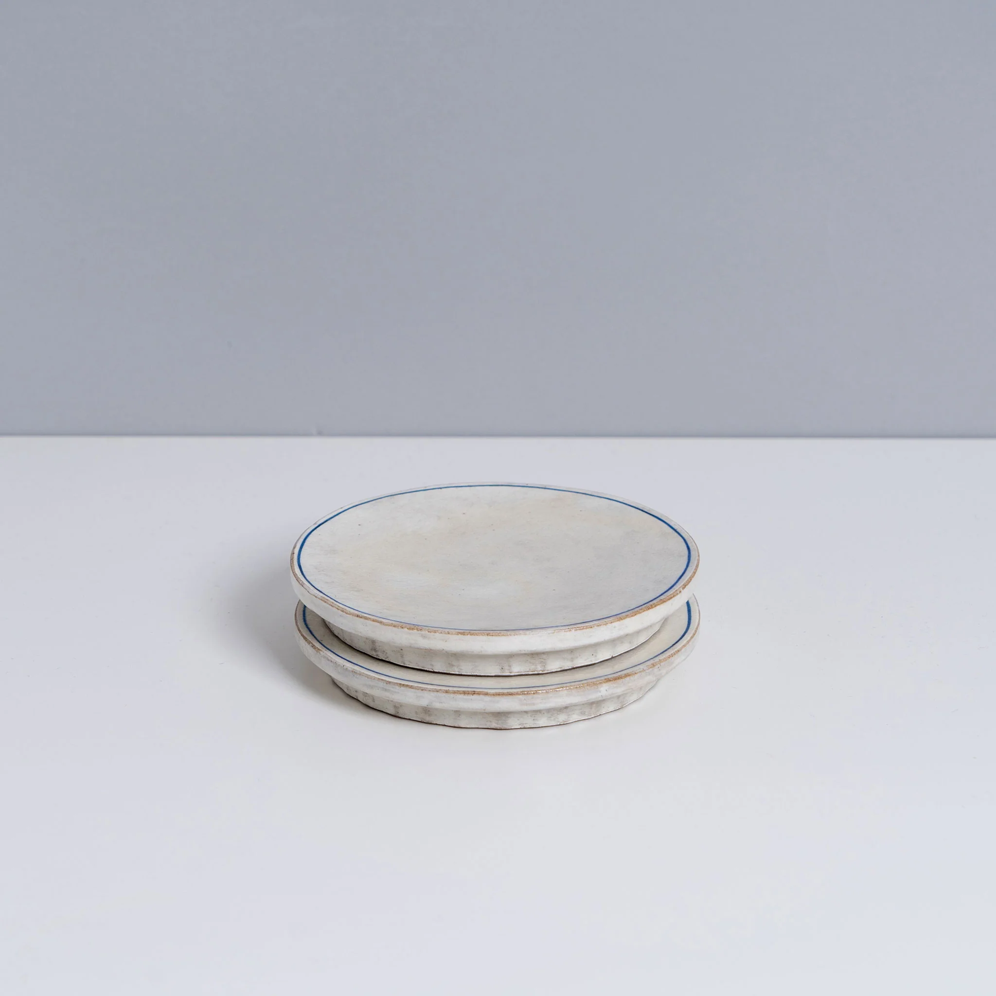 4.75" Blue Line Round Plate - Image 3