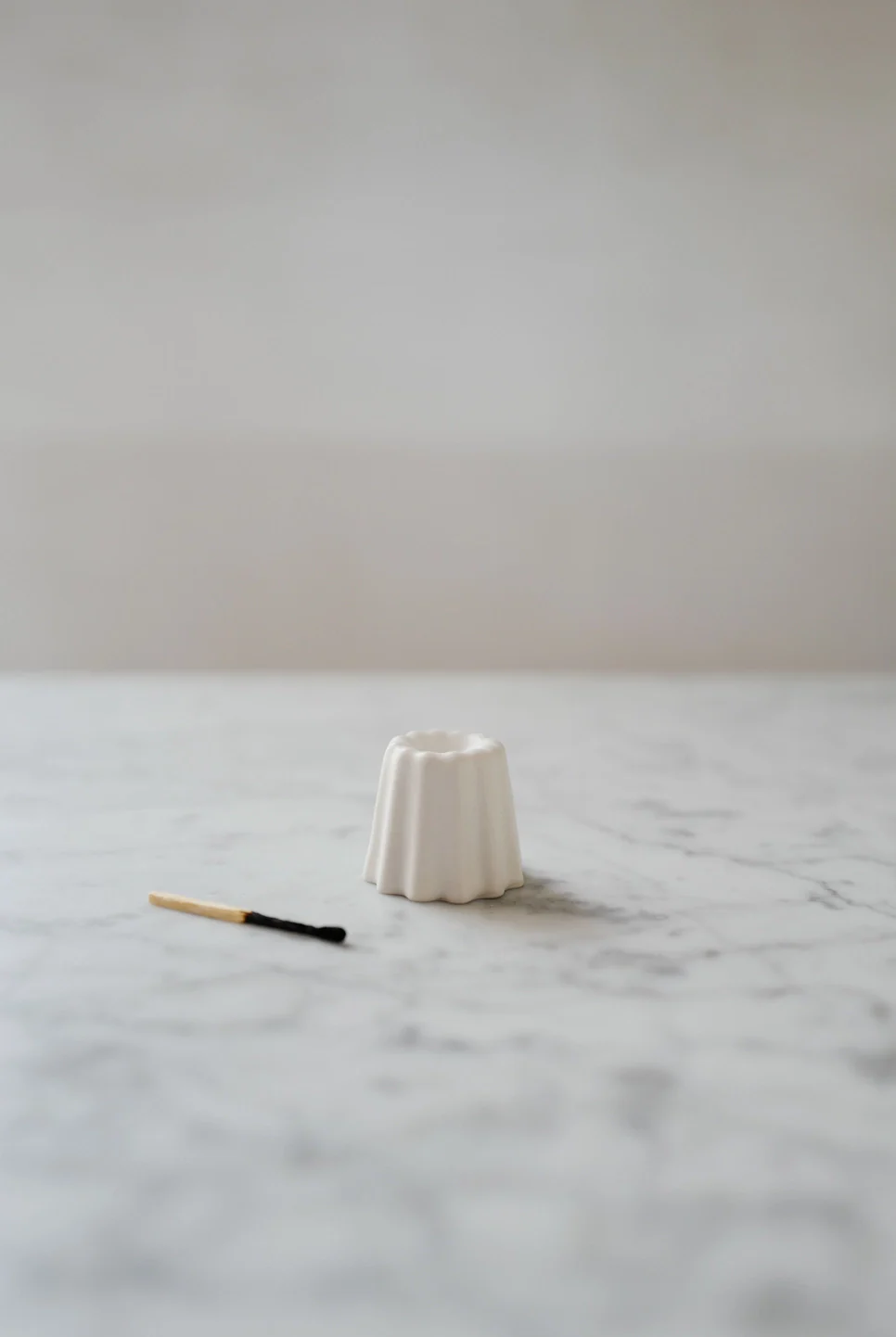 Canelé Porcelain Candle Holder - Image 2