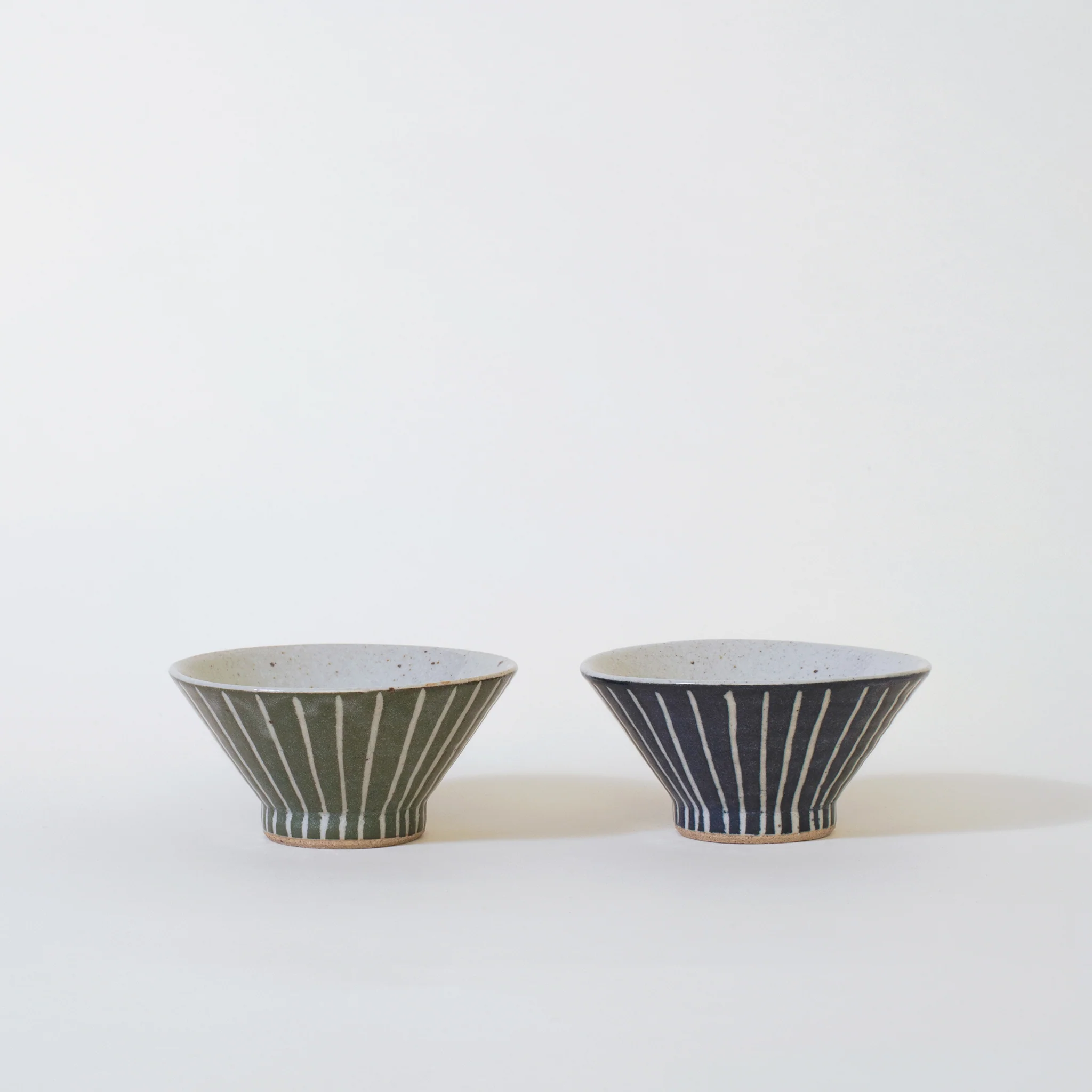 Ceramic Mt. Fuji Japanese Rice Bowl in Green Stripe - Image 3