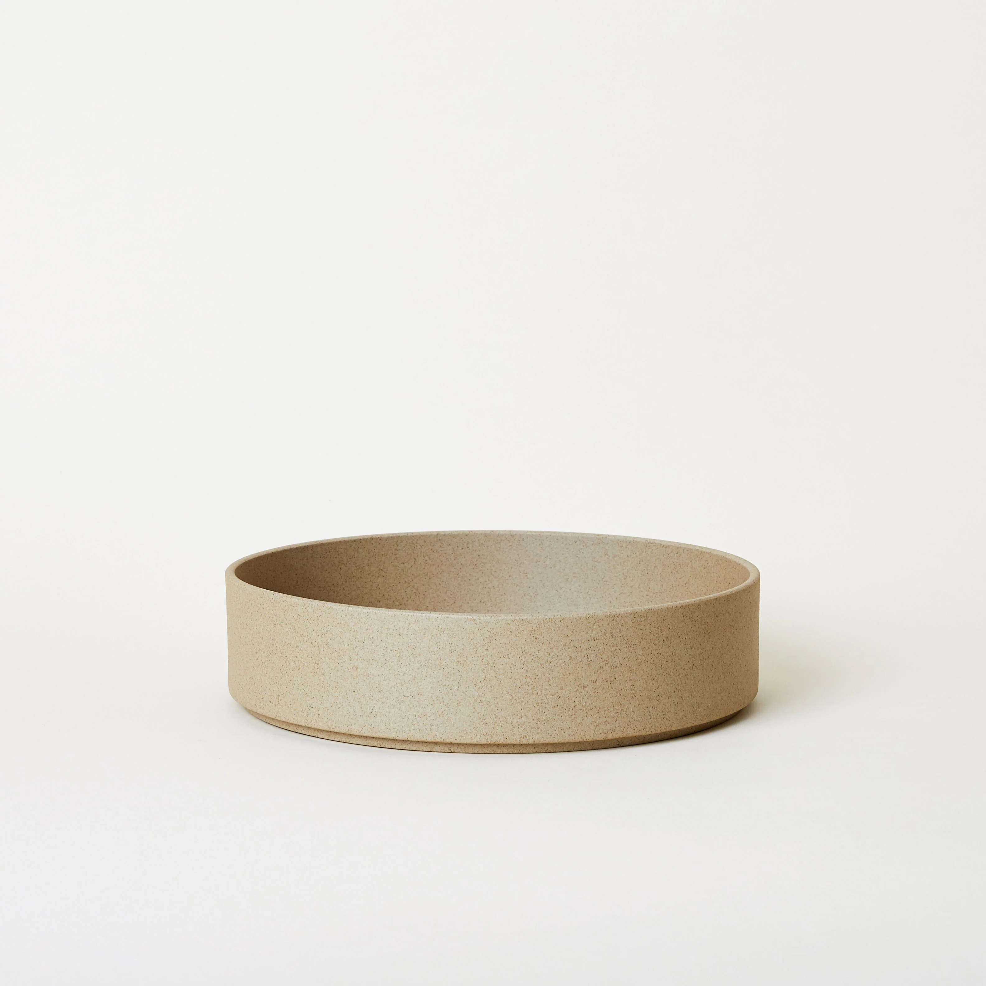 8.6" Hasami Porcelain Serving Bowl in Natural - Image 4