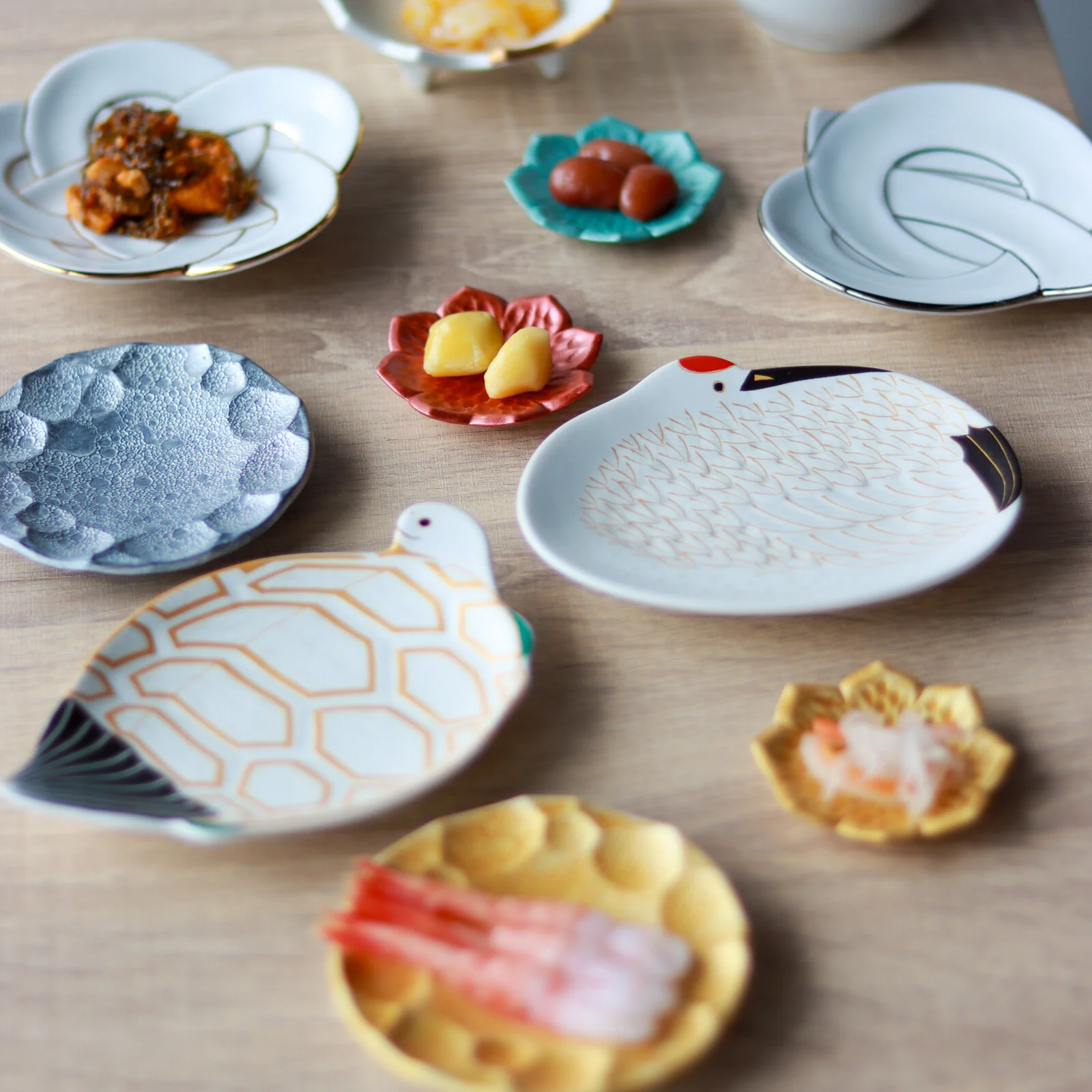 Lucky Charm Sea Bream Plate - Image 3