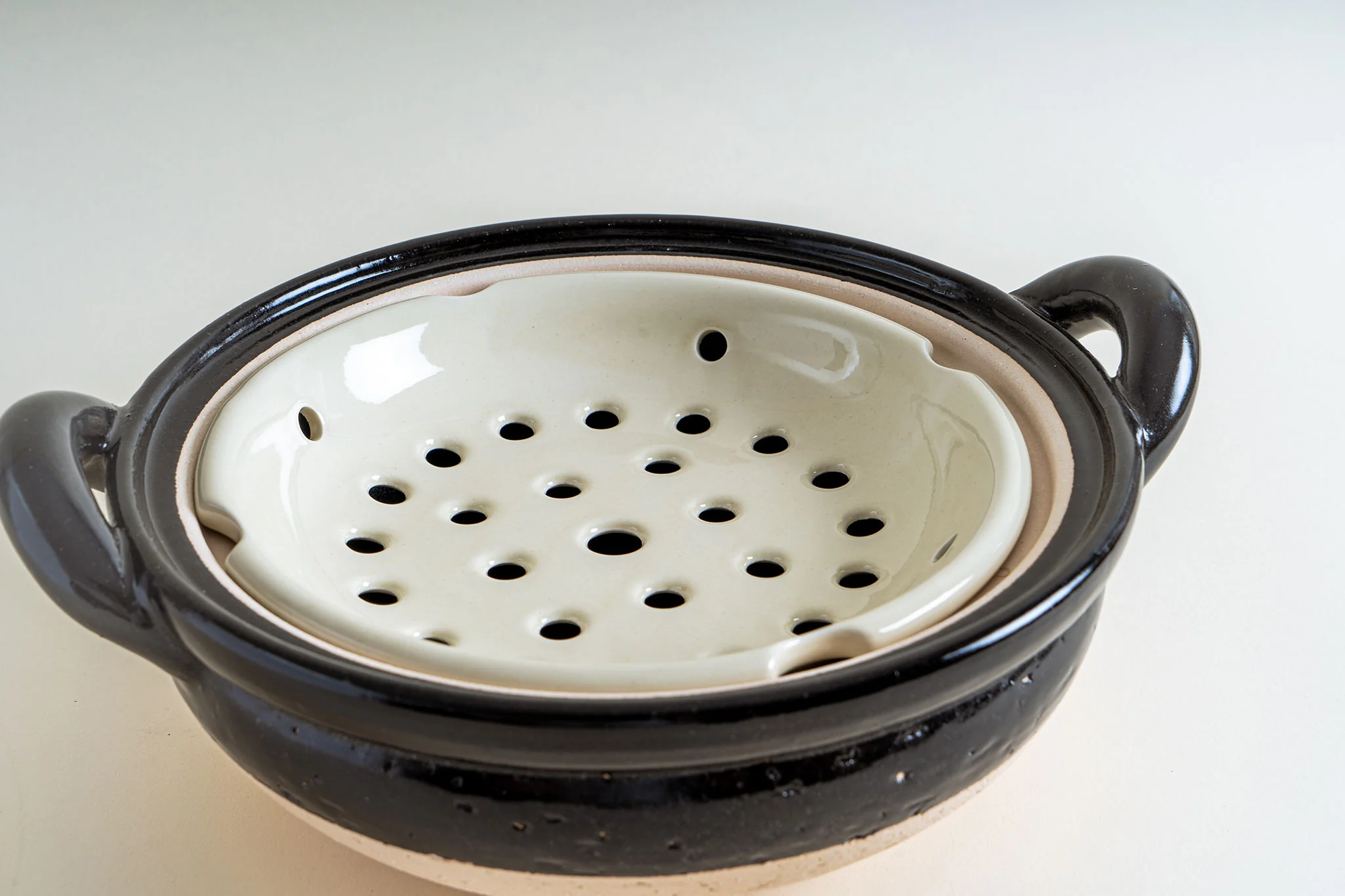 Medium Mushi Steamer Donabe in Black - Image 6