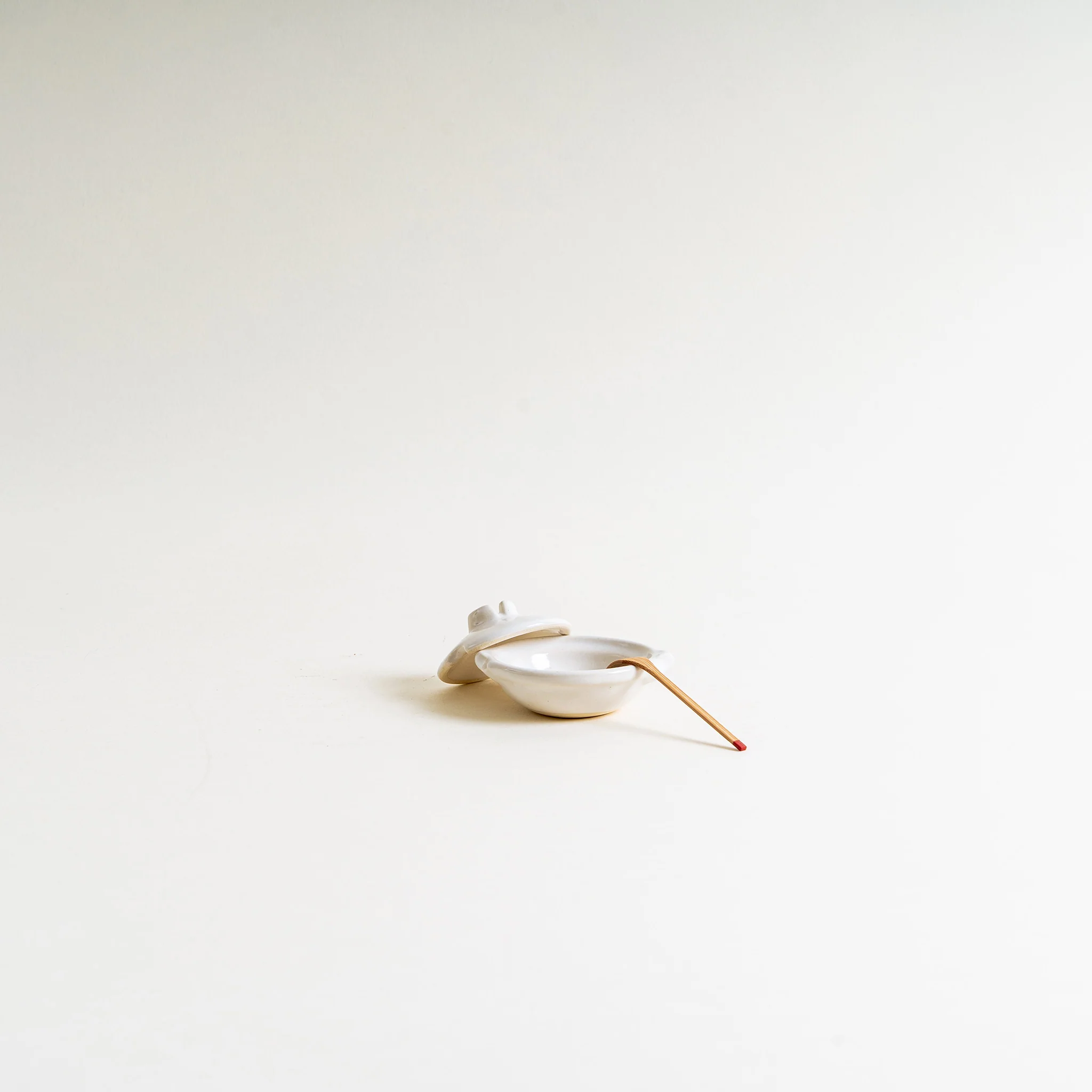 Mini Donabe Condiment Container - Image 5