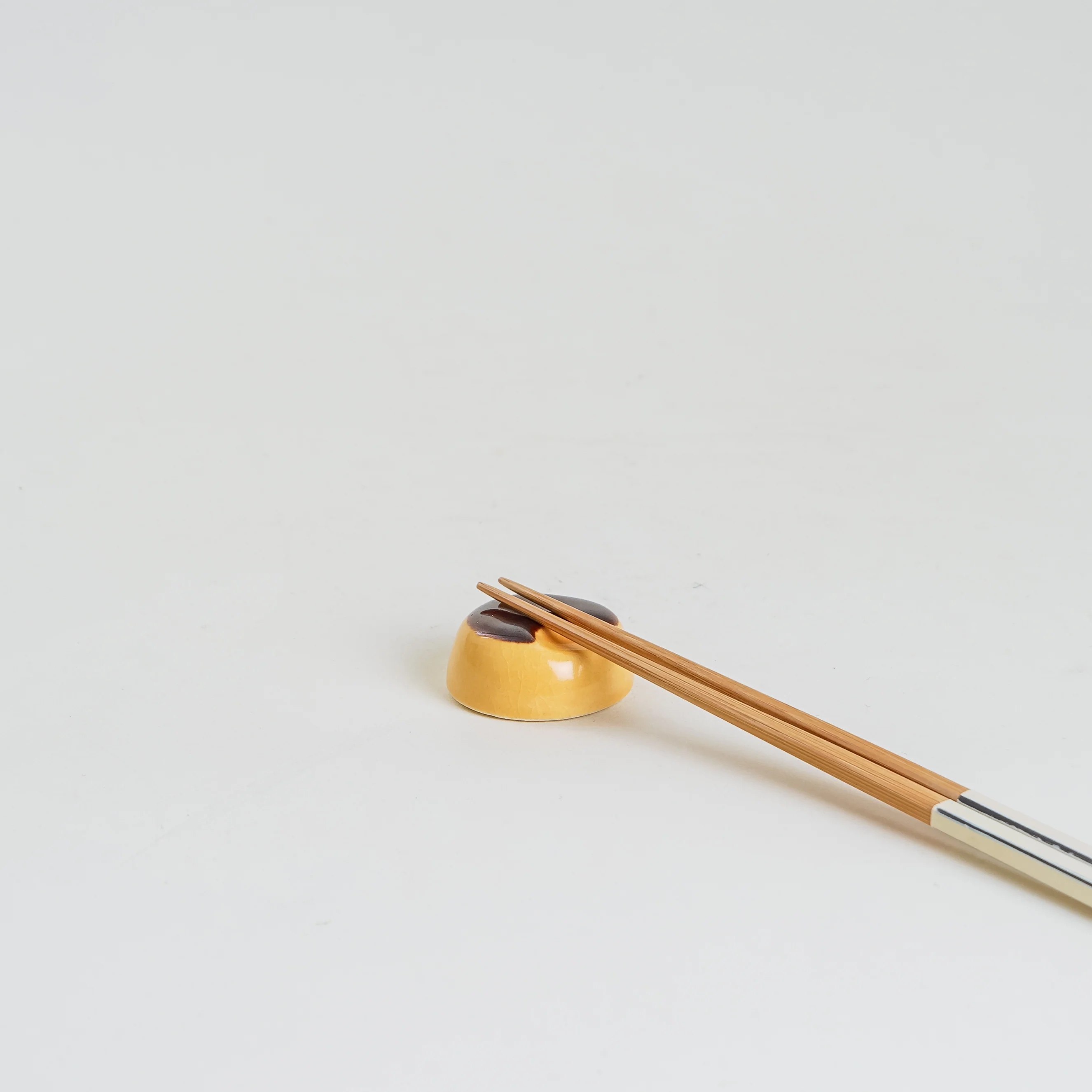 Pudding Chopstick Rest - Image 2