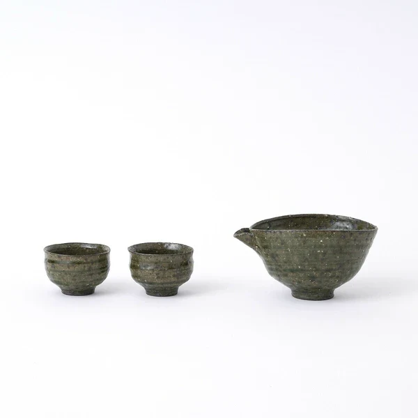 Shigaraki Sake Set in Green - Image 3