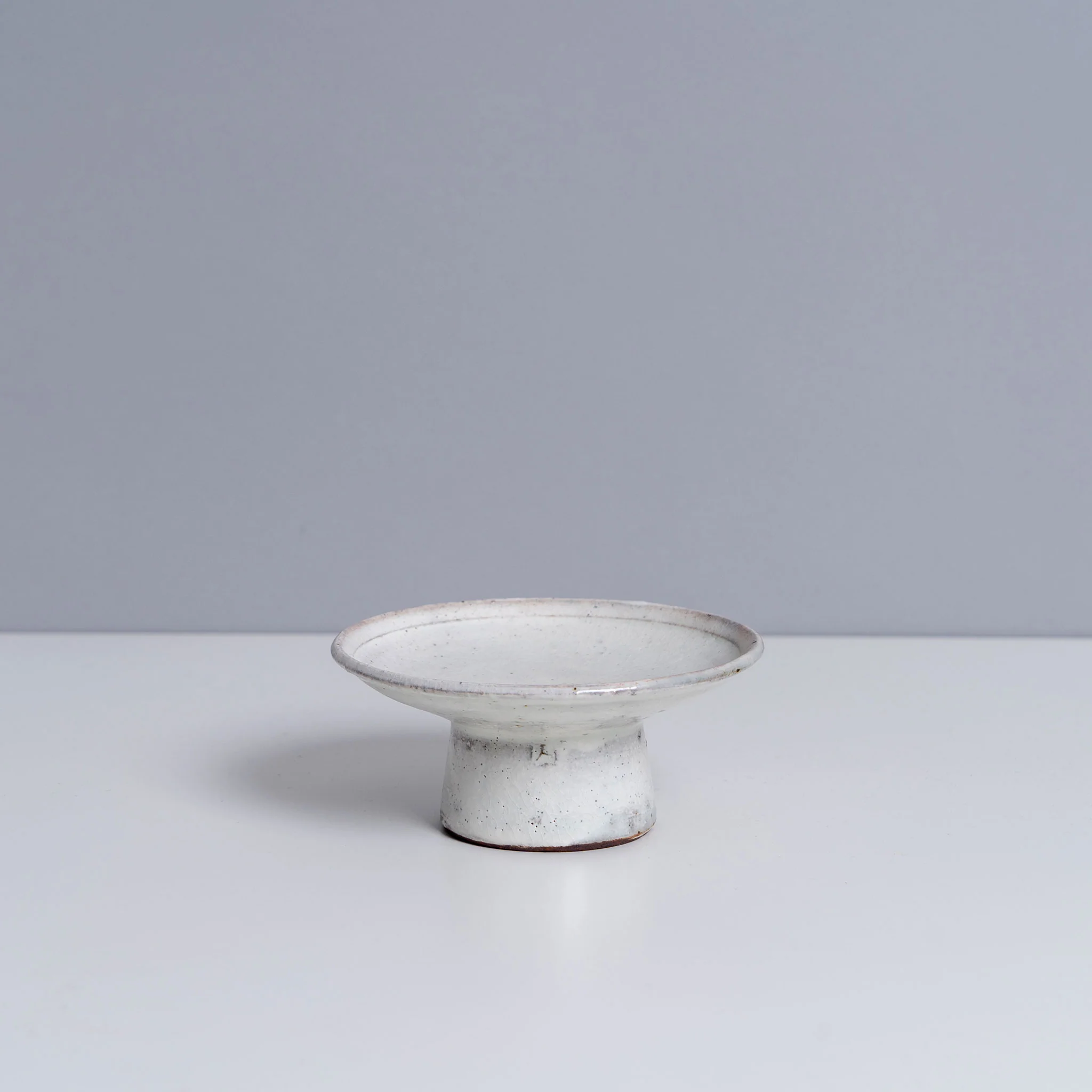 Small White Slip Covered Tazza - Image 6