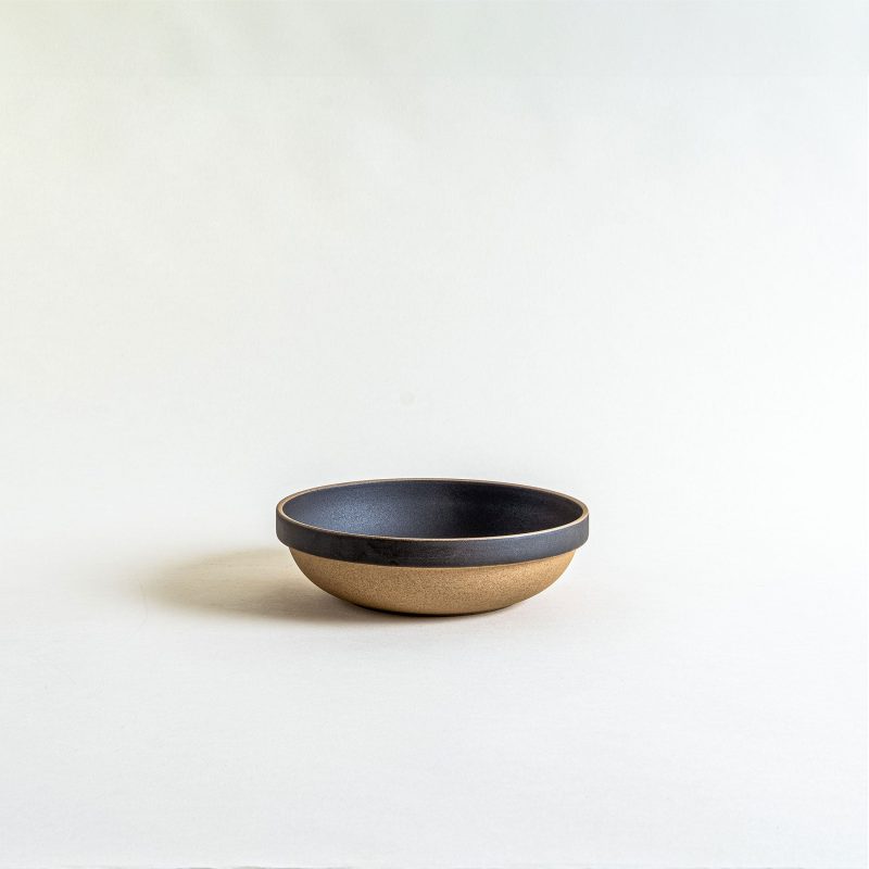 hasami porcelain 7 3 round bowl black mogutable