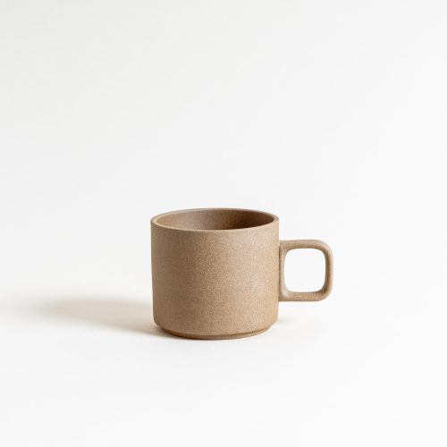 hasami porcelain mug in natural 11 oz mogutable 3