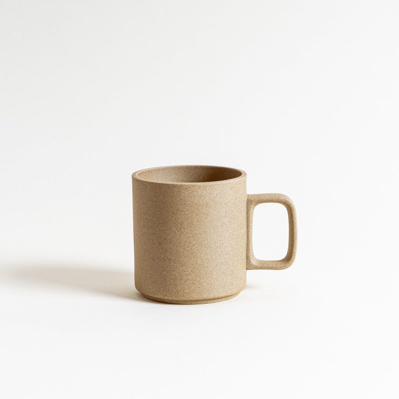 hasami porcelain mug in natural 13 oz mogutable 9