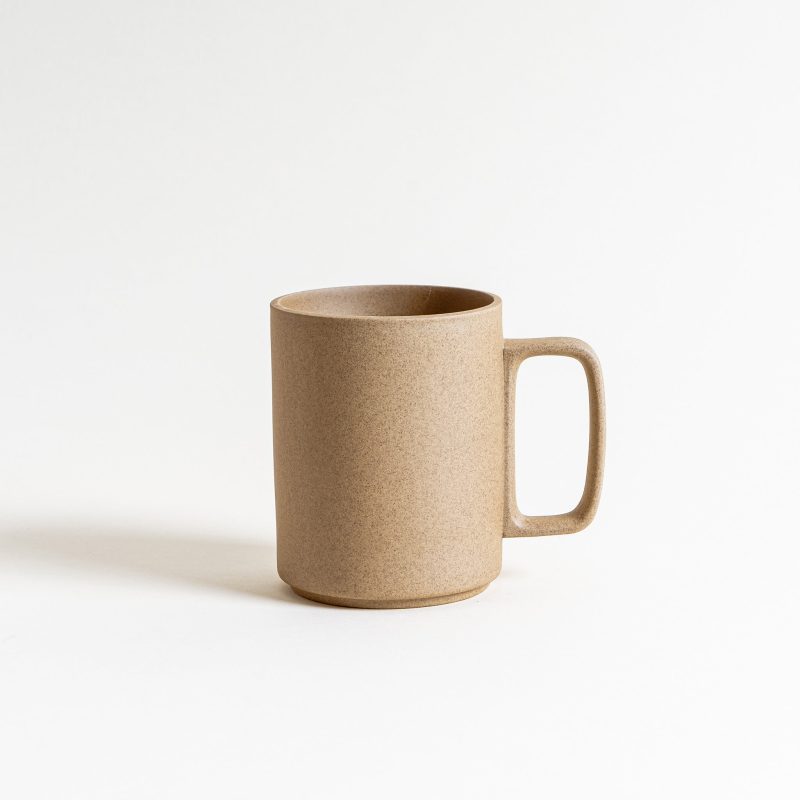 hasami porcelain mug in natural 15 oz mogutable 5