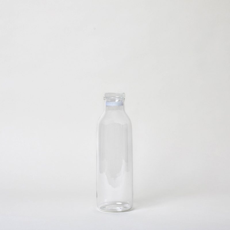 kinto 1l glass bottlit carafe 2