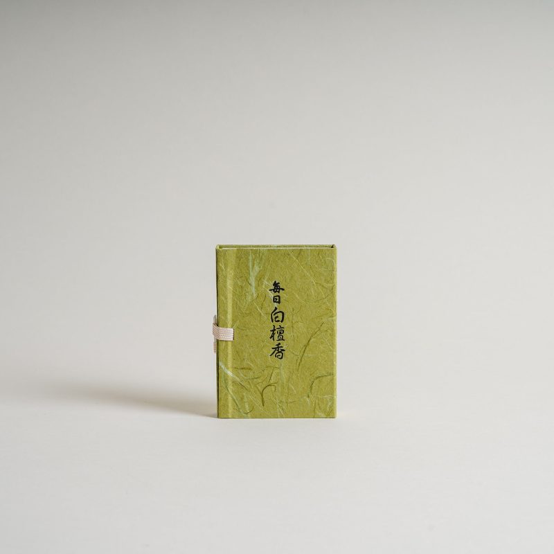 nippon kodo mainichi byakudan sandalwood Incense with holder mogutable